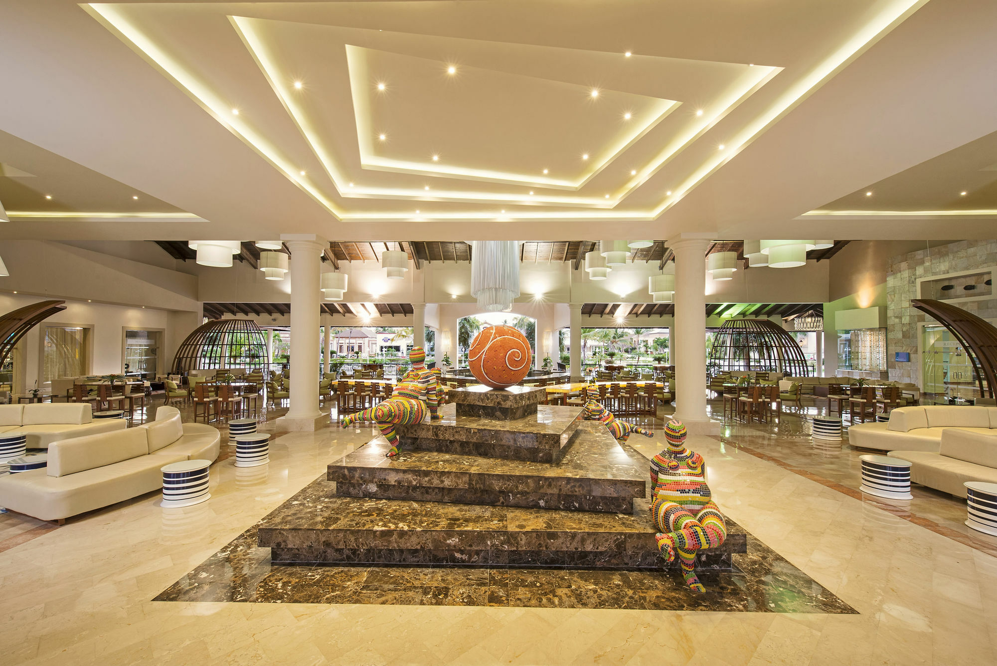 Privilege Club At Ocean Blue & Sand Bavaro Exterior photo