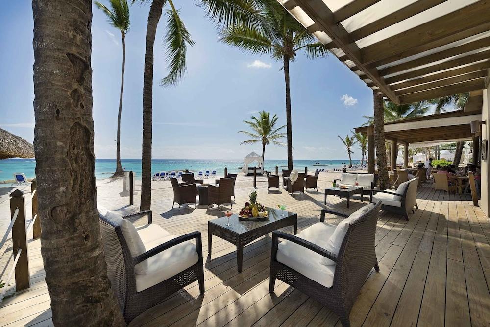 Privilege Club At Ocean Blue & Sand Bavaro Exterior photo
